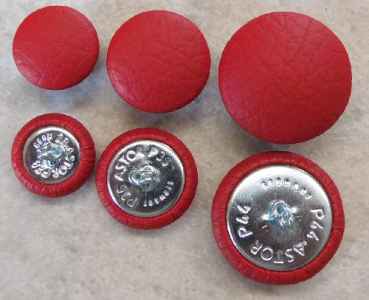 Polsterknöpfe mit Haken mit Kunstleder Rot