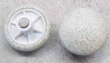 Magnet mit bezogenen Kopf Kunstleder Weiß