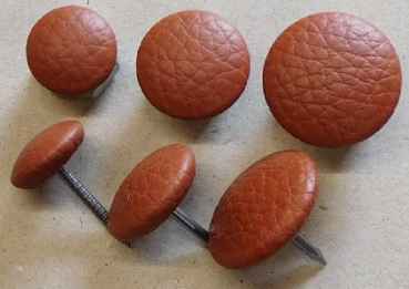 Polsterknöpfe mit Nagel Kunstleder Braun