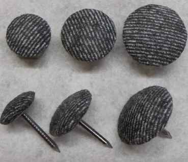 Polsterknöpfe mit Nagel Jeansoptik Grau
