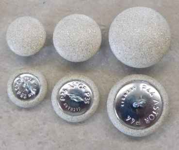 Polsterknöpfe mit Öse mit Kunstleder Weiß Glitter bezogen