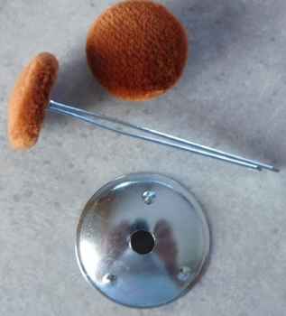 Polsterknöpfe mit Splint Braun