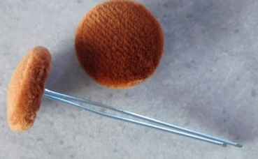 Polsterknöpfe mit Splint Braun