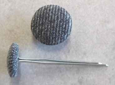 Polsterknöpfe mit Splint Webstoff Jeansoptik Grau