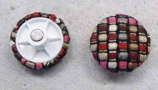 Magnet mit bezogenen Kopf Webstoff Bunt