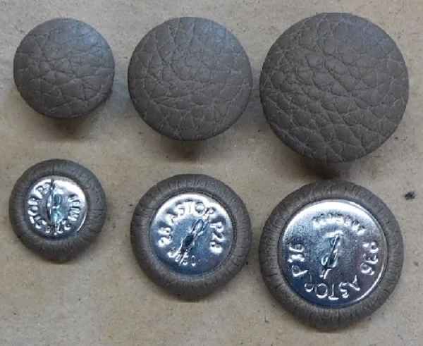 Polsterknöpfe mit Haken mit Kunstleder Grau