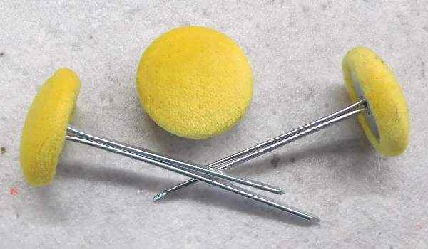 Polsterknöpfe mit Splint Mikrofaser Gelb