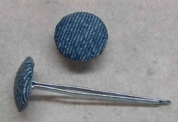 Polsterknöpfe mit Splint Jeansoptik Blau