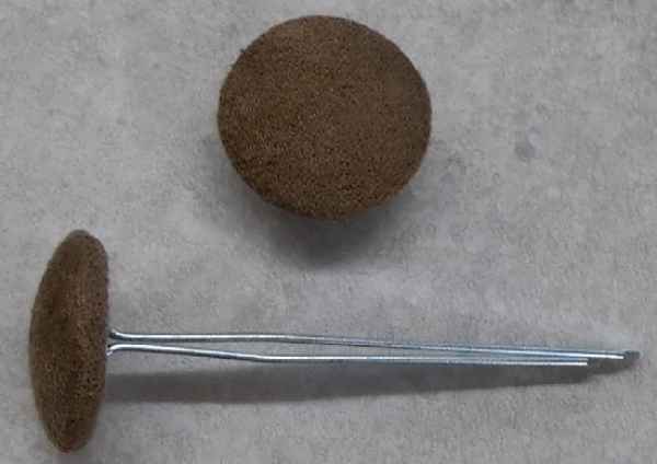 Polsterknöpfe mit Splint Nuss