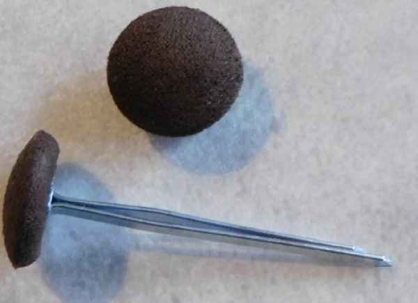 Polsterknöpfe mit Splint Schokolade