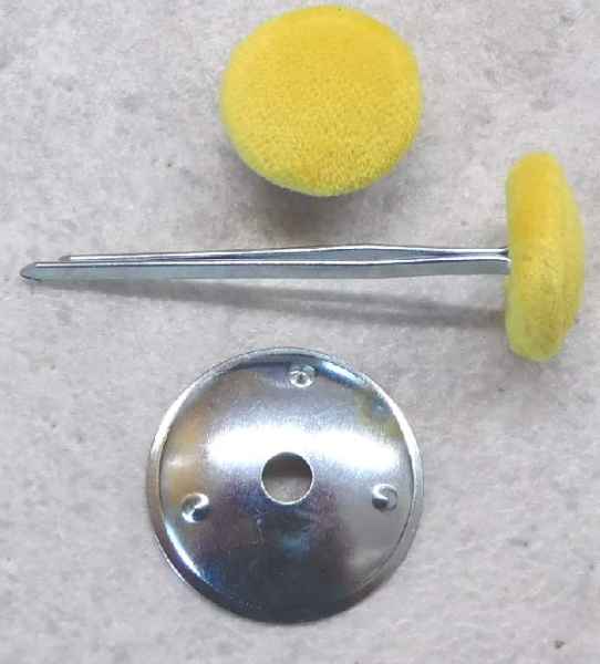 Polsterknöpfe mit Splint Gelb